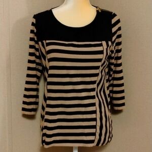 5/$20 Large Jones New York black and tan quarter sleeves top